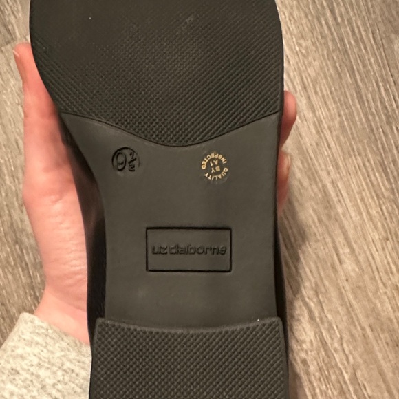 Liz Claiborne Black Loafers with Gold Buckle - Picture 7 of 7